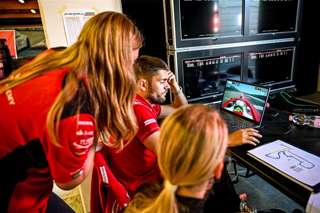 Alba Hurup Larsen videre til finalerunde i Ferraris talentprogram
(Foto: FIA Women In Motorsport)